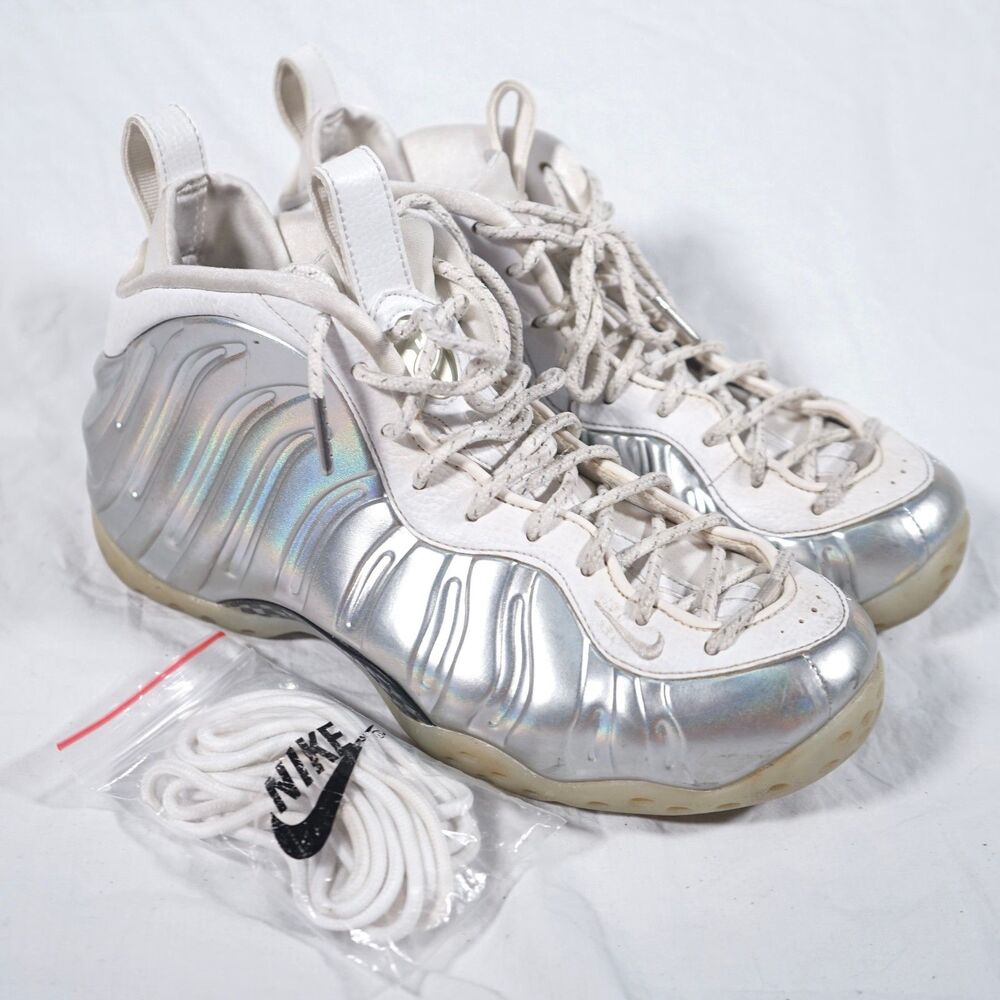 Nike Air Foamposite One Metallic Silver Women's 8.5 AA3963-100